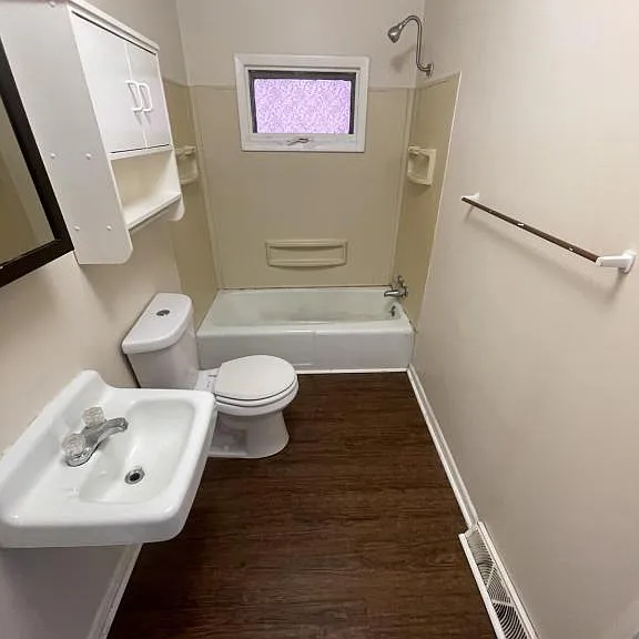 22A Reid St #1F — Photo 4
