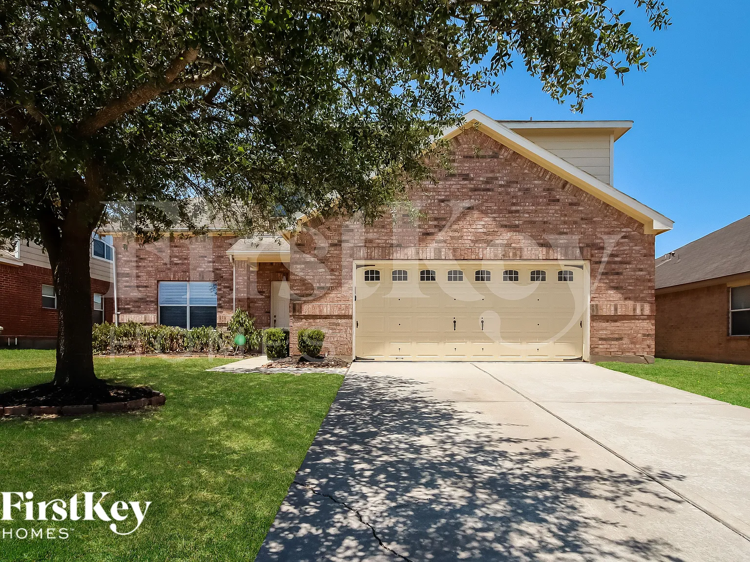 4 bed, 3.5 bath, 3996 sqft, $2,540 — Photo 2