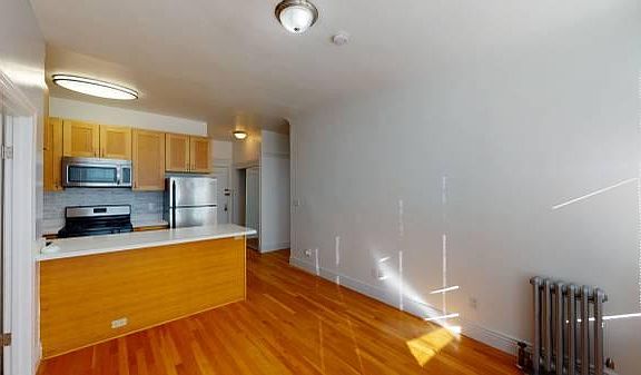 5th image of 1106 Bush St APT 704