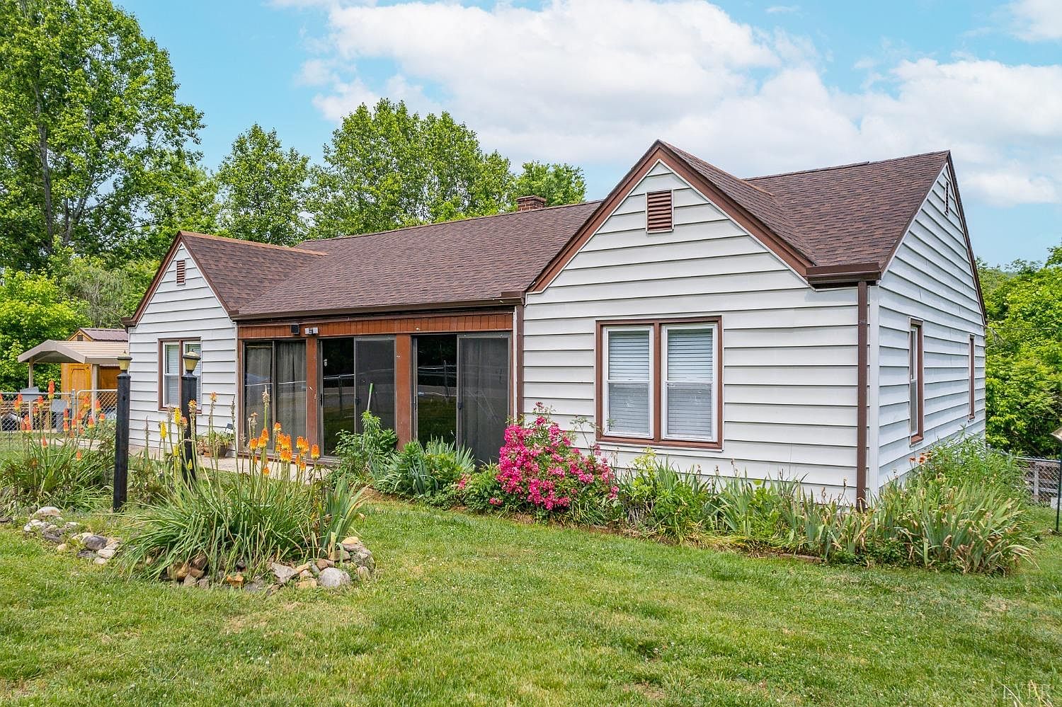 11839 Lee Jackson Hwy, Big Island, VA 24526 Zillow