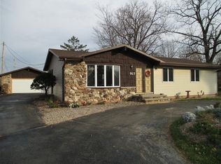 917 Emily St, Neenah, WI 54956