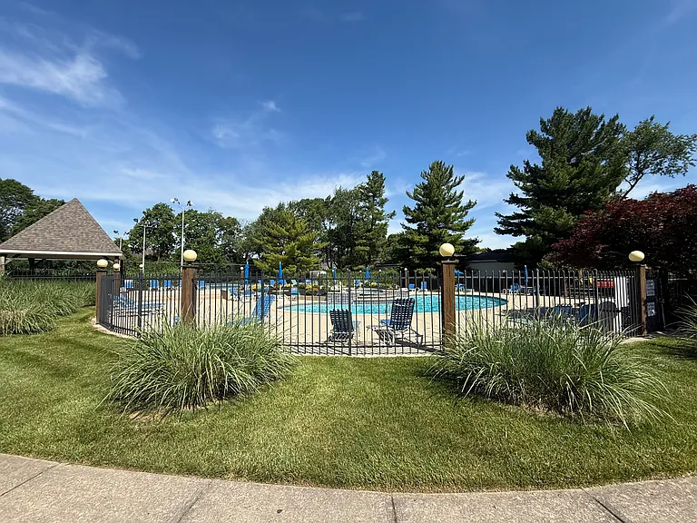 1411 Lake Pointe Way #2 — Photo 20
