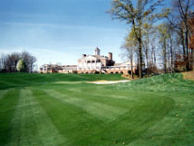 2nd image of 838 Chalet Hls
