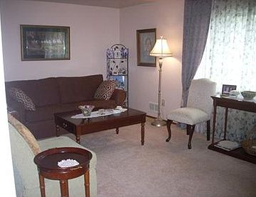 3rd image of 5042 Elmwood Dr