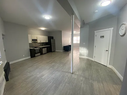 Rented by Premier Metro Realty Corp | media 24