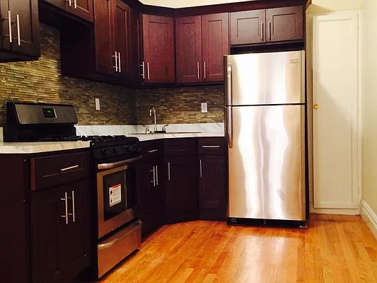 Rented by Smart NY Realty LLC | media 11