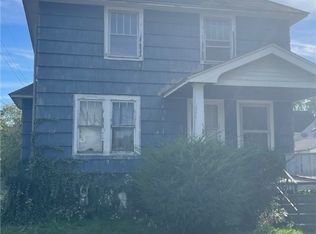 516 Bond St, Elyria, OH 44035