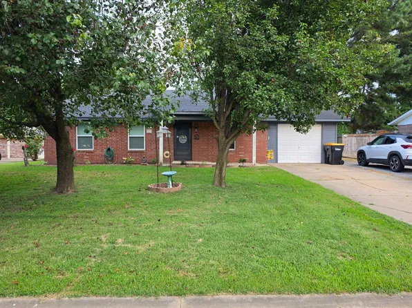108 Eastgate Dr, Charleston, AR 72933