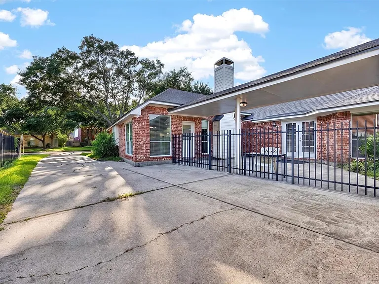 5814 Eldridge Glen Dr — Photo 31