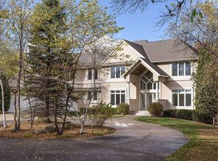 4158 Lakeridge Rd, Excelsior, MN 55331