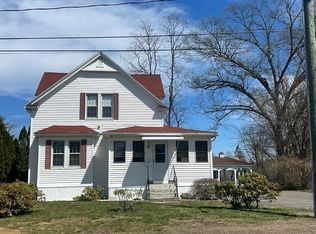 32 Harding St, Agawam, MA 01001
