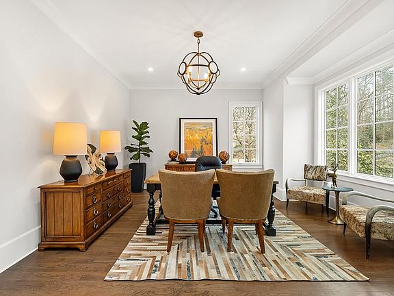 3rd image of 3758 Vermont Rd NE