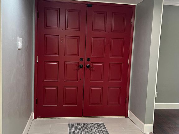 3rd image of 4404 Christmas Tree Ln
