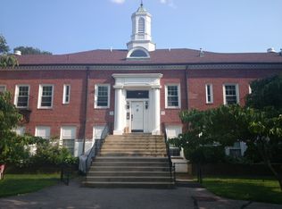 35 Eldridge Rd APT 102, Jamaica Plain, MA 02130