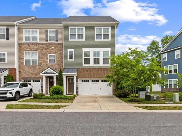 1314 Hawk Hollow Dr, Crofton, MD 21114