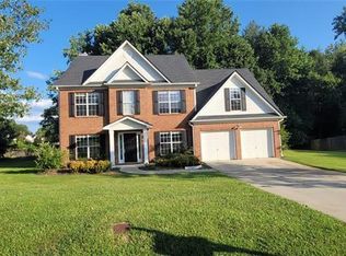 1730 Mission Park Ct, Loganville, GA 30052