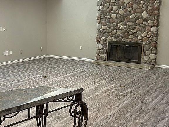 3rd image of 113 Saint Anthony Dr