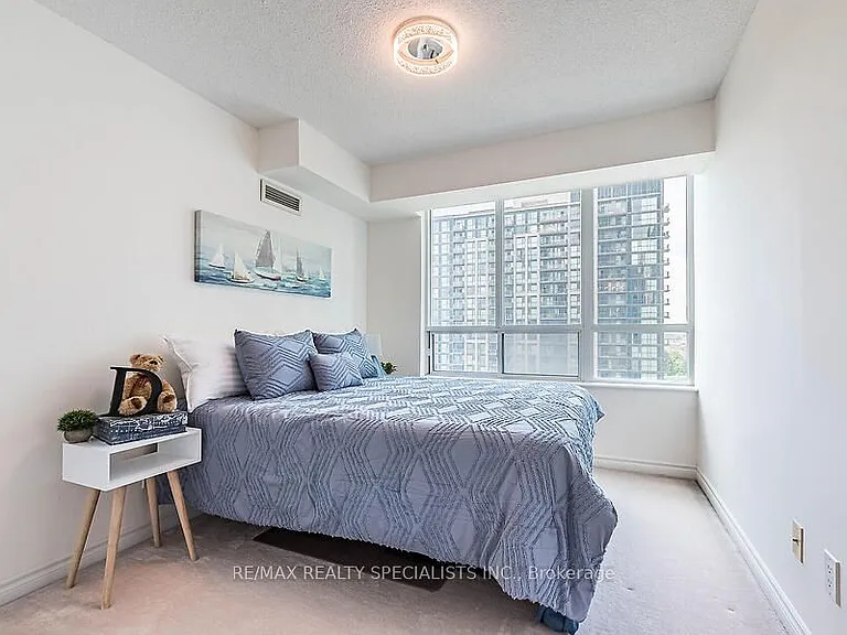 335 Rathburn Rd W #1703 — Photo 13