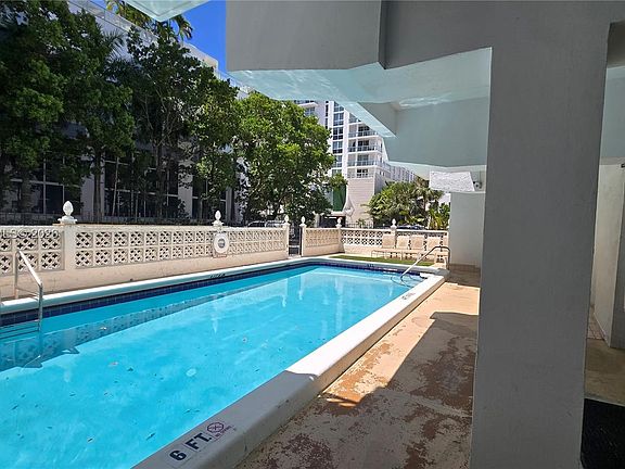 5th image of 3000 Rio Mar St #701