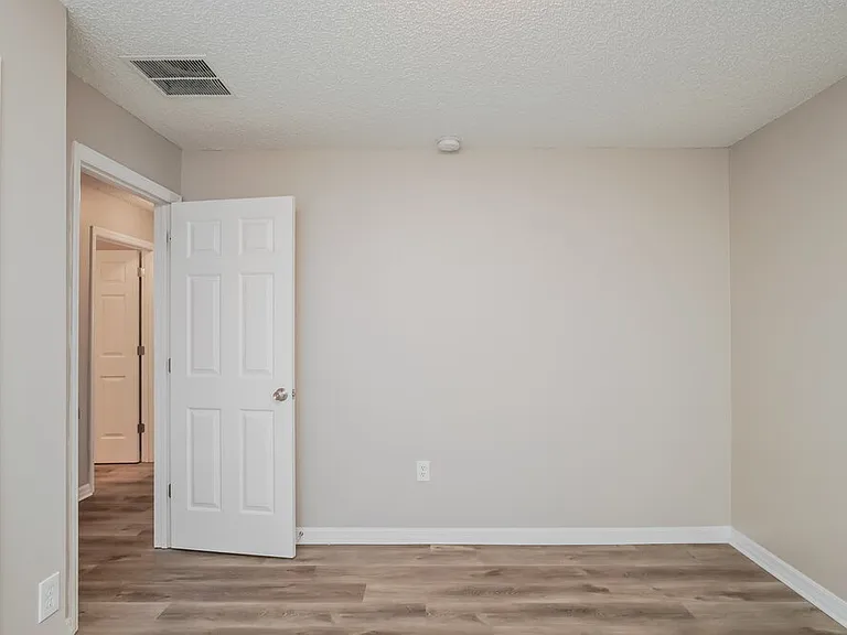 5537 Willow Bend Trl — Photo 10
