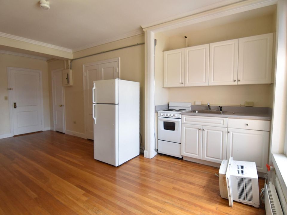 1st image of 1282 Beacon St #707