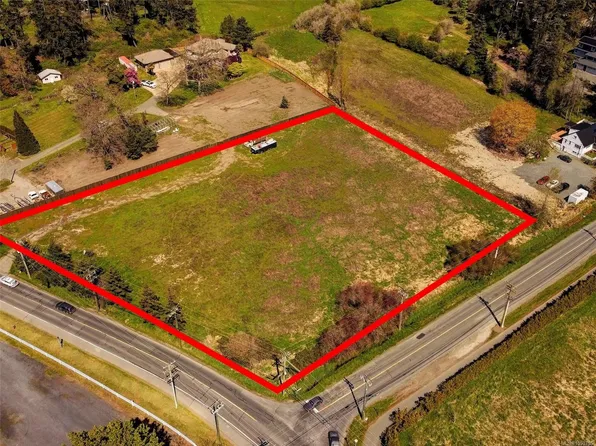 4143 Blenkinsop Rd, Saanich, BC V8X 2C3