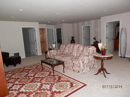 4th image of 199 Magnolia Ln