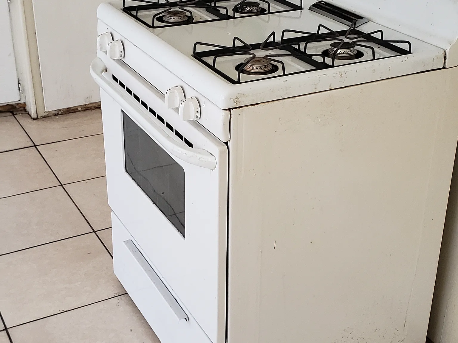 2 bed, 884 sqft, $1,750 — Photo 3