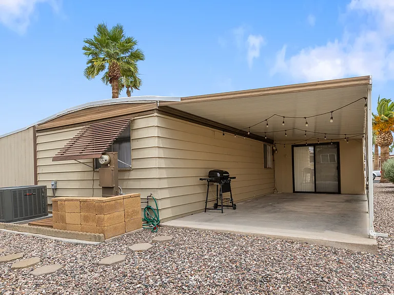 5223 E Lindstrom Ln — Photo 26
