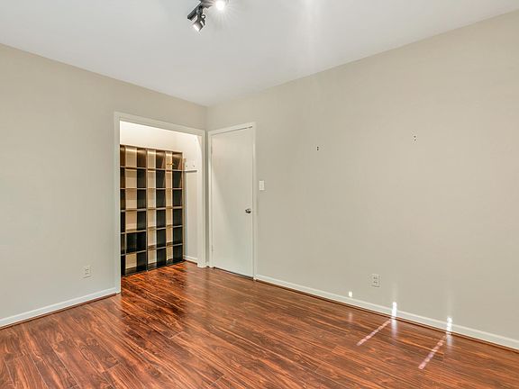 4th image of 3541 Wooten Dr
