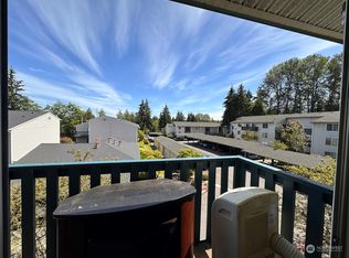 17431 Ambaum Blvd S UNIT D17, Burien, WA
