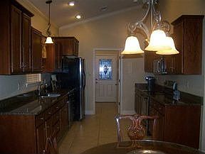2nd image of 212 Parkshores Rd