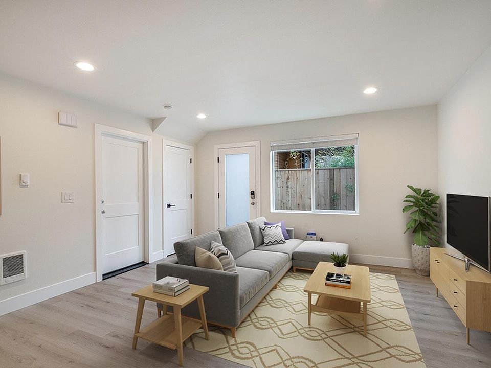 Optionally furnished common areas! Common areas can come beautifully furnished by our in-house design team for an additional fee.