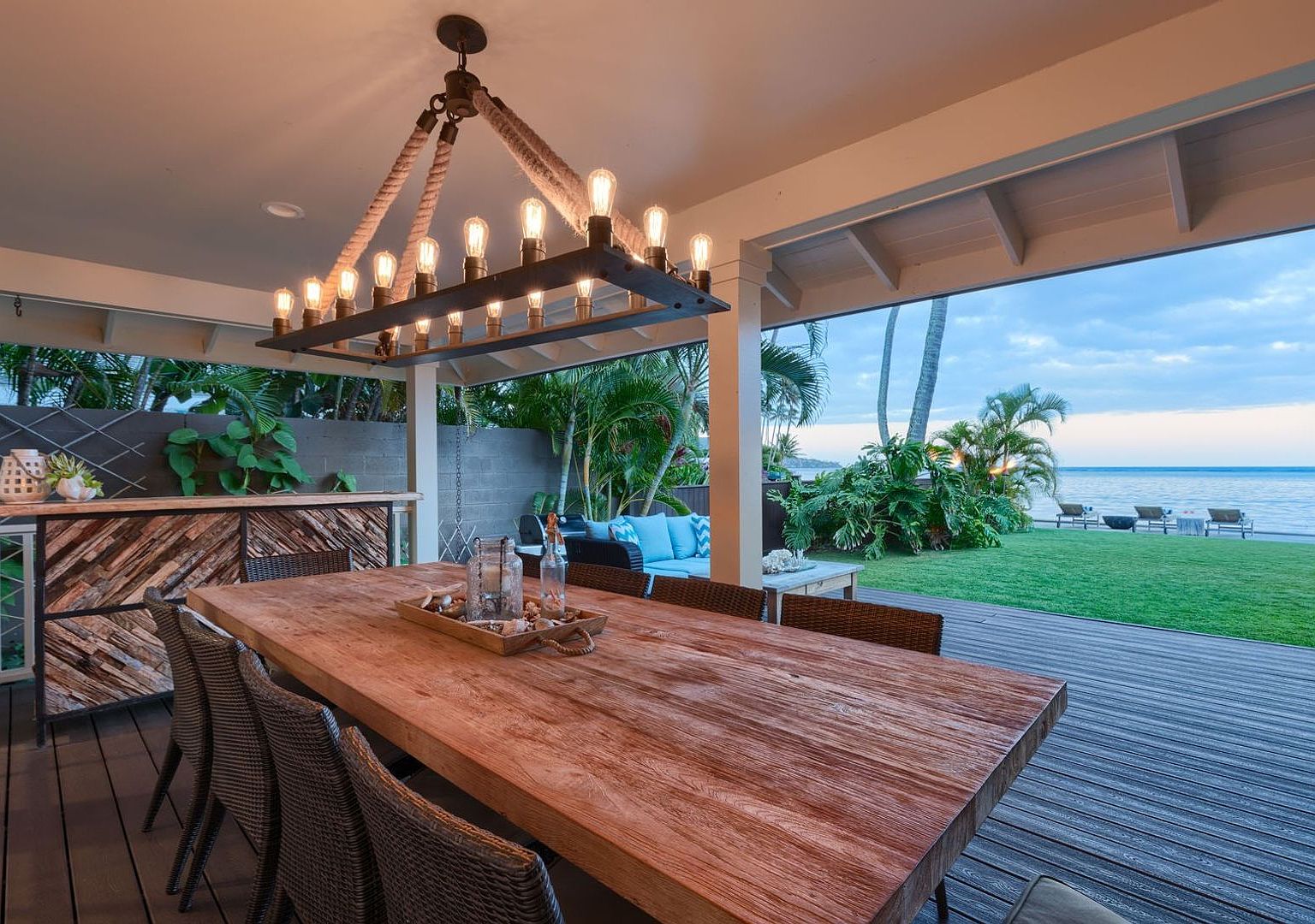 5687 Kalanianaole Hwy, Honolulu, HI 96821 | Zillow