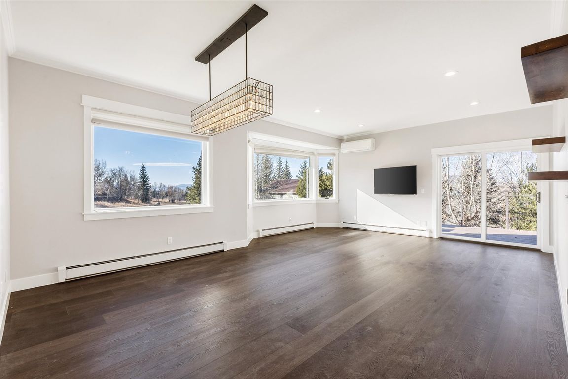 next background image