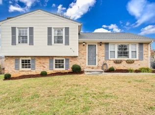 616 Elmcrest St NE, Roanoke, VA 24019