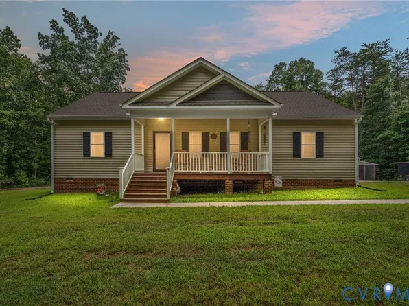 1130 Signboard Rd, Bumpass, VA 23024