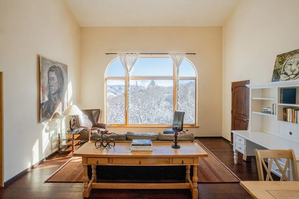 1 bed, 806 sqft, $5,900 — Photo 1