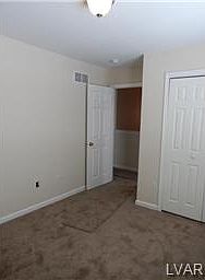 5th image of 2545 Jeannette Ln