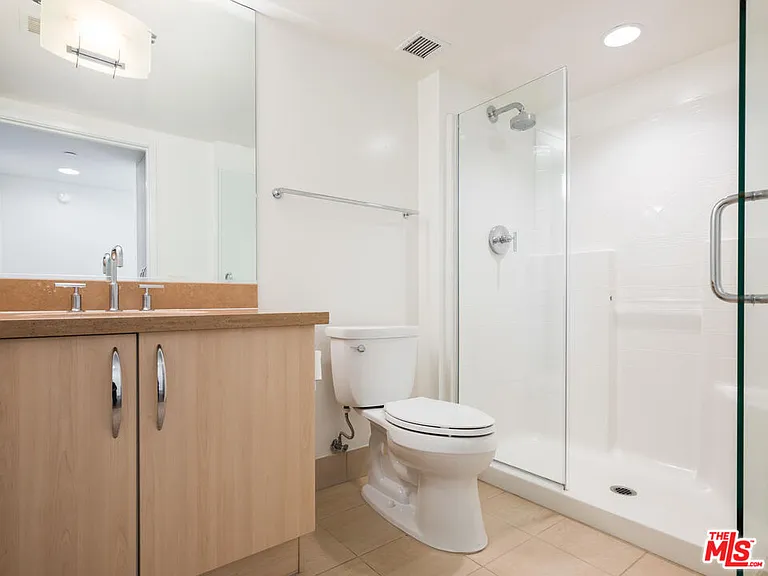 13650 Marina Pointe Dr #905 — Photo 14