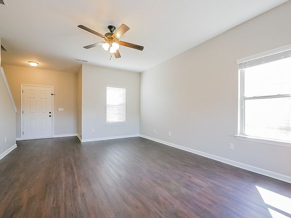 5th image of 11103 Wind Ridge Dr