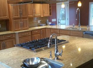 12 Spring Ln, Eliot, ME 03903