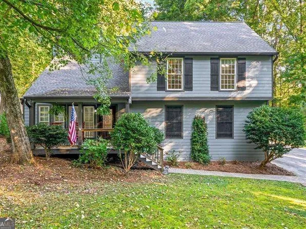 5165 Sunburst Dr, Peachtree Corners, GA 30092