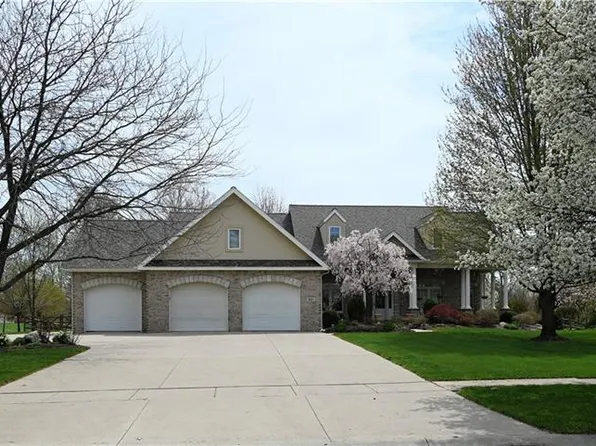 867 Elk Ridge Rd, Northwood, OH 43619