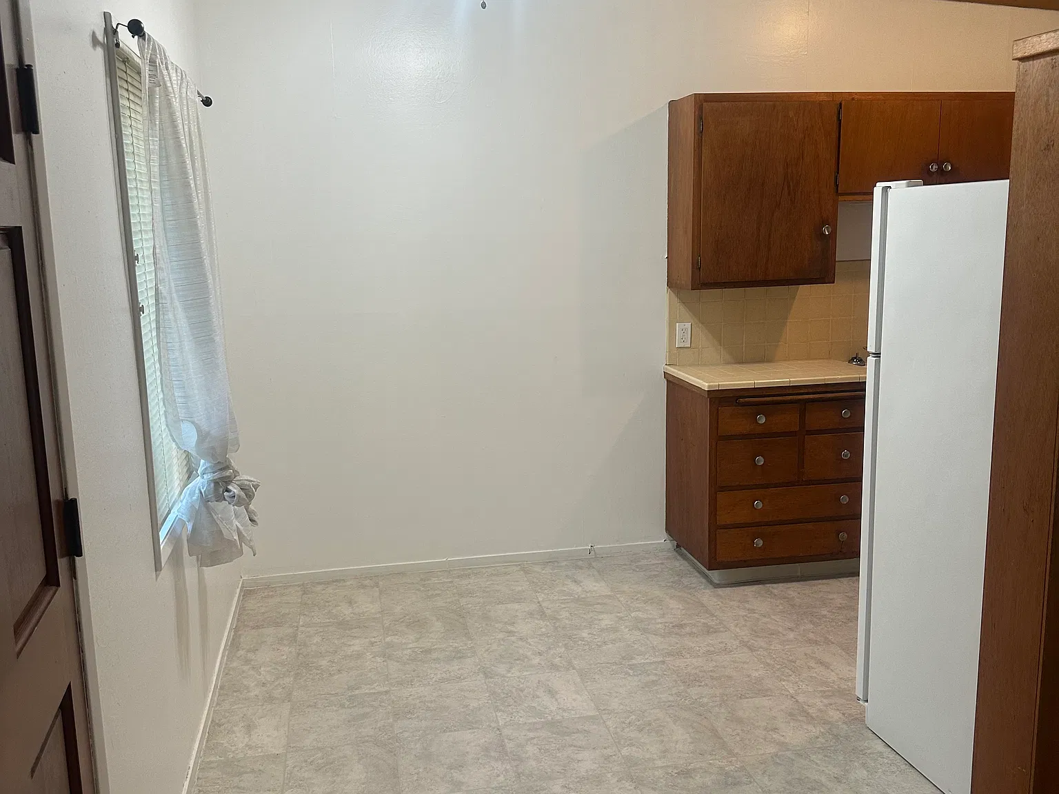 1 bed, 675 sqft, $1,820 — Photo 3