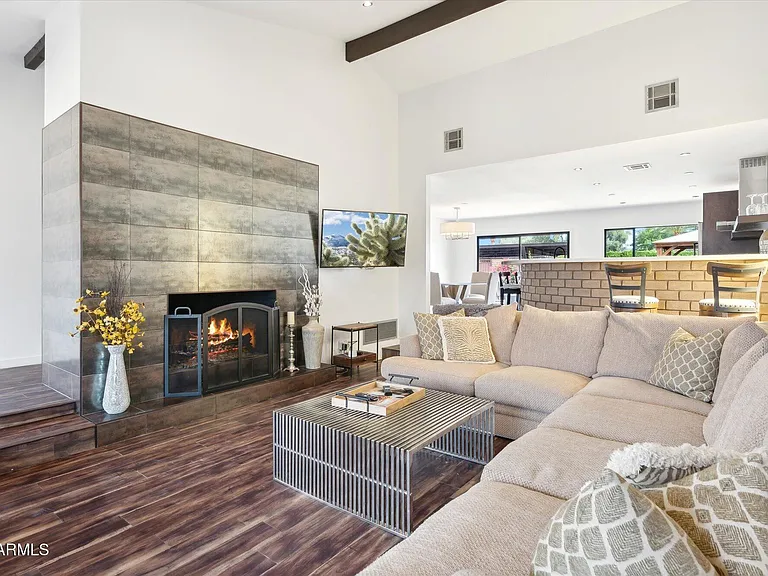 3736 E Glenrosa Ave — Photo 13