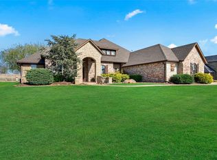 22982 Crossfield Ct, Edmond, OK 73025