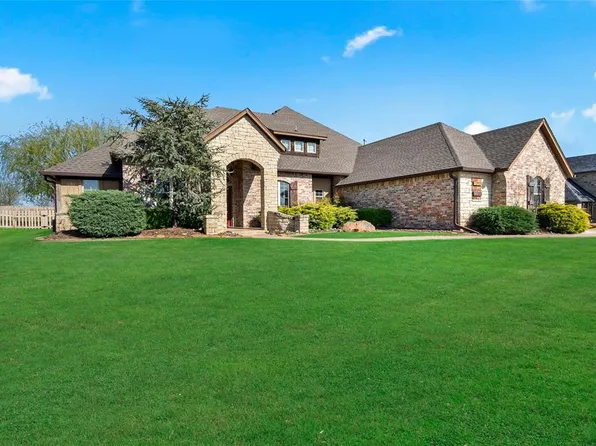 22982 Crossfield Ct, Edmond, OK 73025