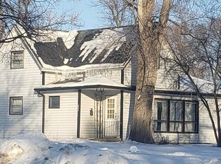 223 7th Ave S, Brookings, SD 57006