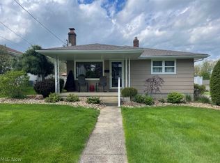 447 W Omar Ave, Struthers, OH 44471